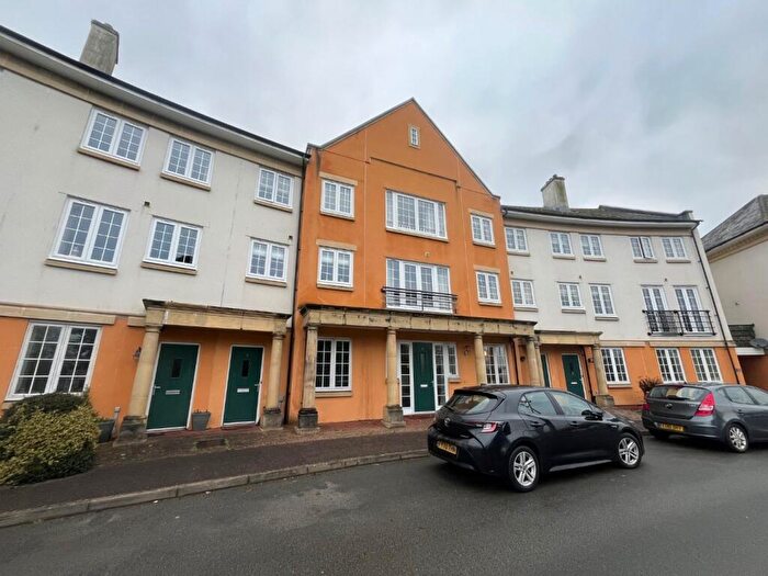 1 Bedroom Flat To Rent In Heyridge Meadow, Cullompton, Devon, EX15