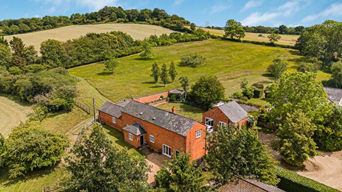 5 Bedroom Detached House For Sale In Banbury, Oxfordshire, OX16