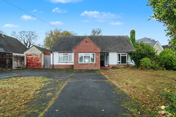 3 Bedroom Detached Bungalow For Sale In Hazelwood Avenue, New Milton, Hampshire, BH25