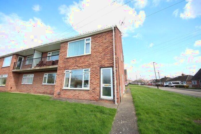 2 Bedroom Flat To Rent In Ashley Park Road, York, YO31