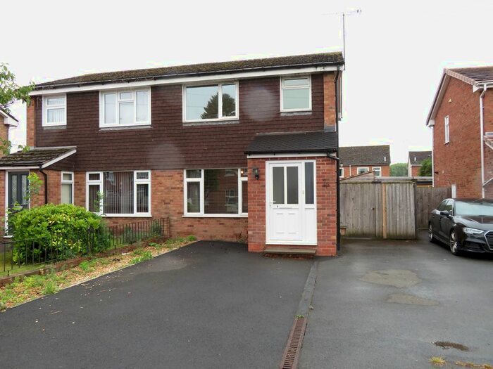 3 Bedroom Semi-Detached House To Rent In Sunningdale, Leominster, HR6