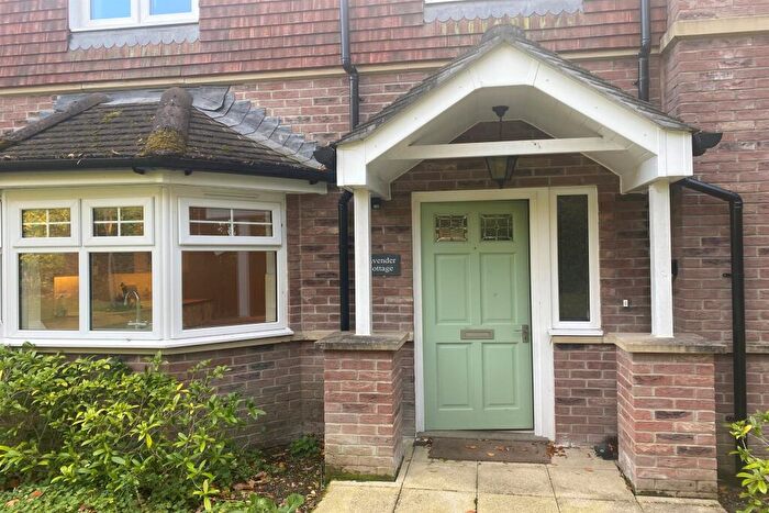 3 Bedroom Terraced House To Rent In Ashley Heath, BH24