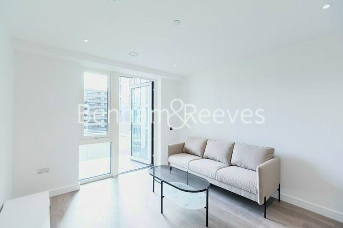 2 Bedroom Flat To Rent In Glenthorne Road, Hammersmith, W6