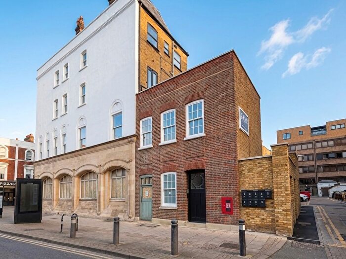 1 Bedroom Flat To Rent In Sutton Court Road, Sutton, SM1