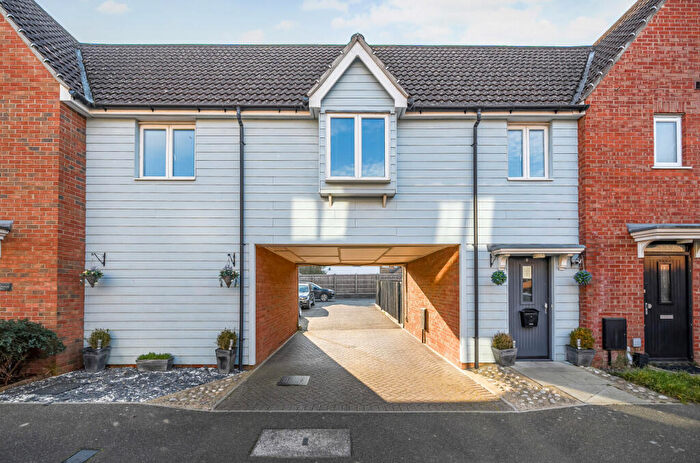 1 Bedroom Terraced House For Sale In Conifer Way, Dunmow, Essex, CM6