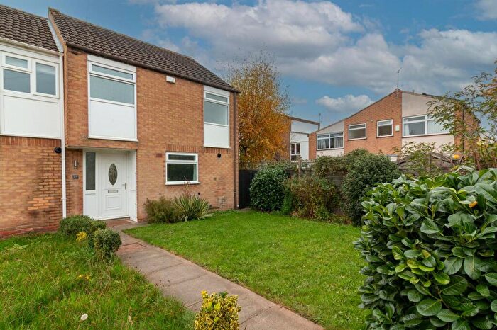 3 Bedroom Semi-Detached House For Sale In East Acres, Cotgrave, NG12