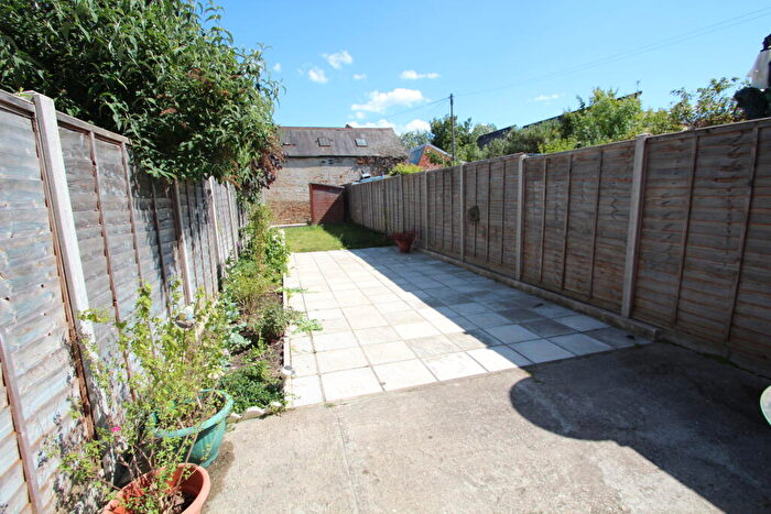 3 Bedroom Terraced House To Rent In Morland Road, Croydon, CR0