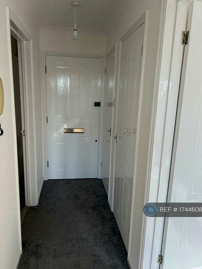 1 Bedroom Flat To Rent In Nelson House, Greenhithe, DA9