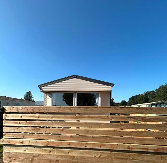 2 Bedroom Caravan For Sale In Newton Stewart, Dumfries And Galloway, DG8