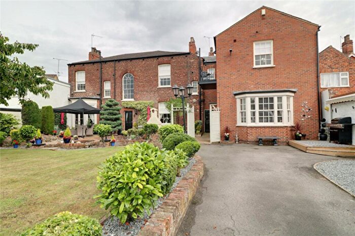 5 Bedroom Semi-Detached House For Sale In Fleetgate, Barton-upon-Humber, Lincolnshire, DN18