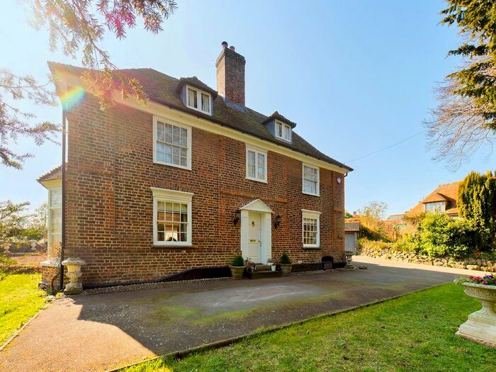 3 Bedroom Detached House For Sale In Brook Street, Eastry, Sandwich, CT13