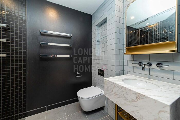 2 Bedroom Apartment To Rent In One Crown Place, Sun St, London, EC2A