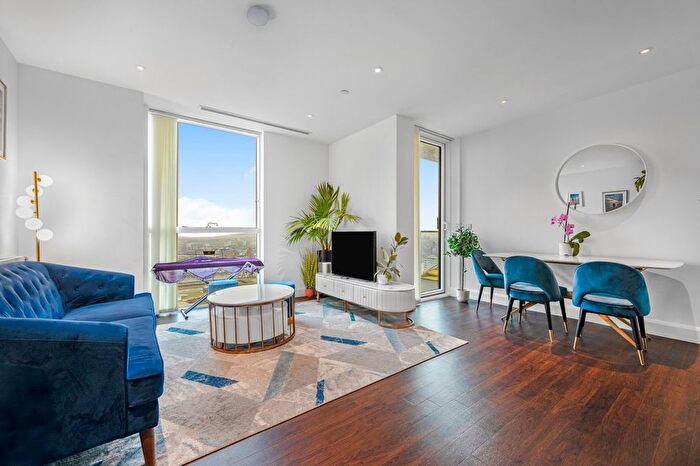 2 Bedroom Property For Sale In Salvor Tower, Mastmaker Road, E14