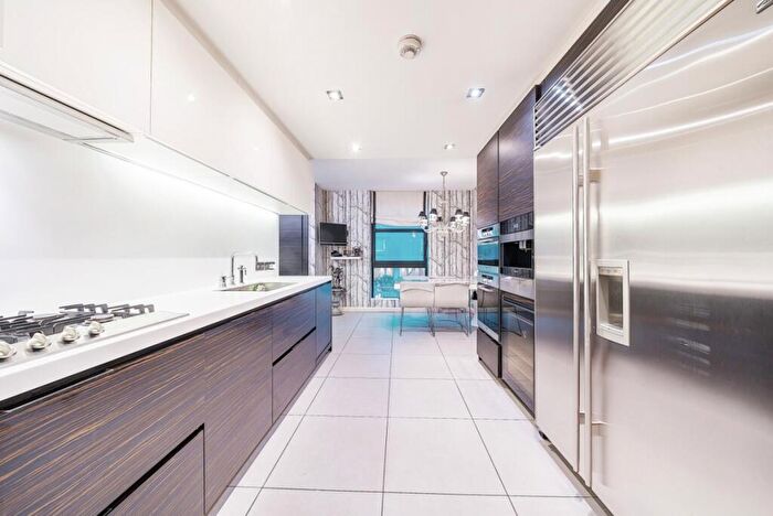5 Bedroom Flat To Rent In Anhalt Road, London, SW11