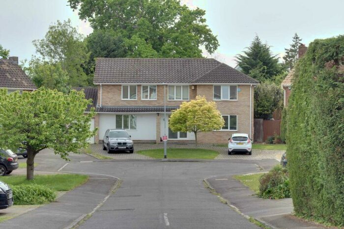 4 Bedroom Detached House To Rent In Bramley Close, Earley, RG6