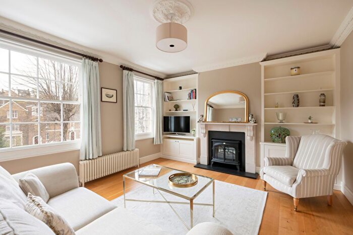 Terraced House For Sale In Hyde Vale, West Greenwich, SE10