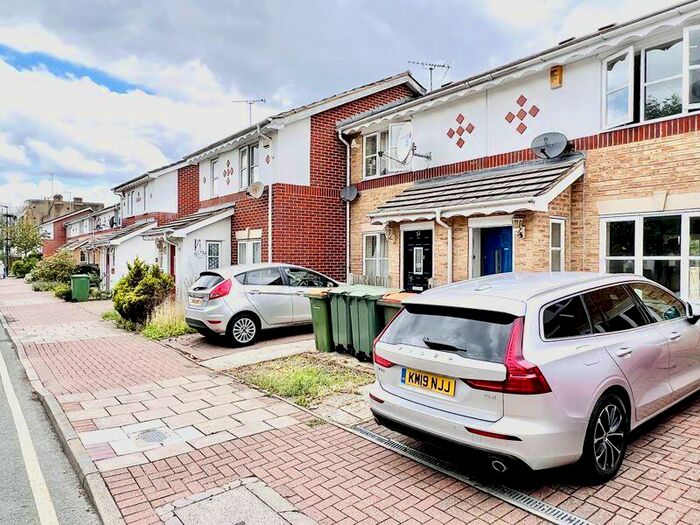 2 Bedroom Terraced House To Rent In Ham Park Road, Stratford, E15