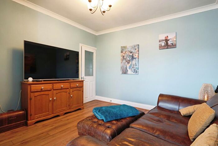 3 Bedroom Terraced House For Sale In Beverley Road, Hull, HU6