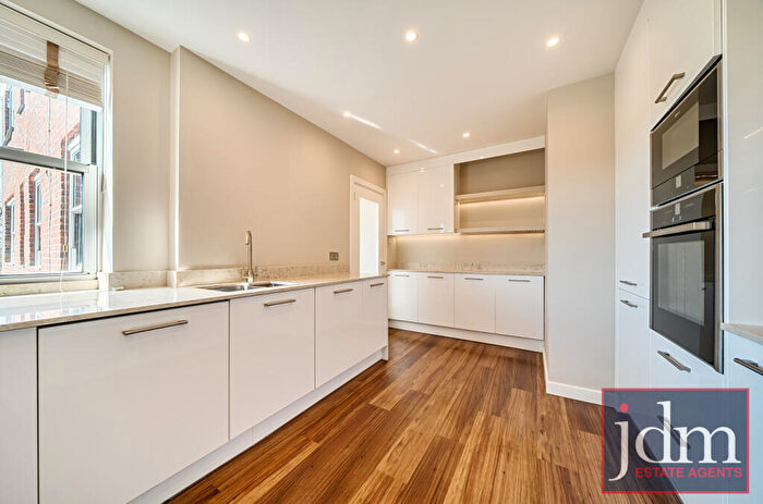2 Bedroom Apartment To Rent In College Road, London, SE21