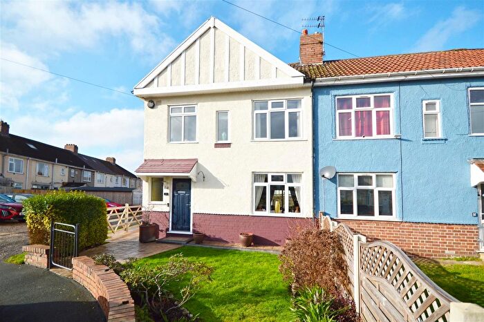 3 Bedroom End Terrace House For Sale In Guernsey Avenue, Broomhill, Bristol, BS4