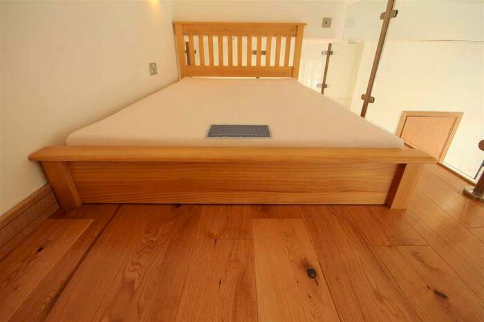 1 Bedroom Studio Flat To Rent In Murton House, Newcastle Upon Tyne, NE1