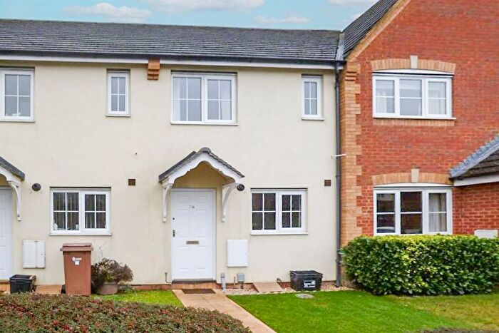 2 Bedroom Terraced House To Rent In Banbury Close, Wokingham, RG41