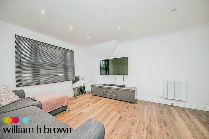 2 Bedroom Flat To Rent In St. Peters Street, Colchester, CO1