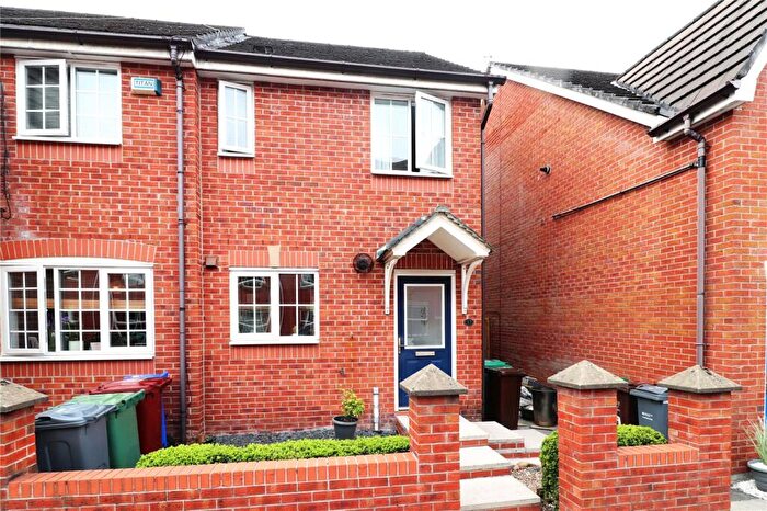 2 Bedroom End Of Terrace House To Rent In Rochester Avenue, Chorlton Cum Hardy, Manchester, M21