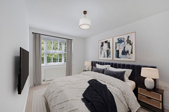 2 Bedroom Flat For Sale In Clifton Square, Burnley, BB12