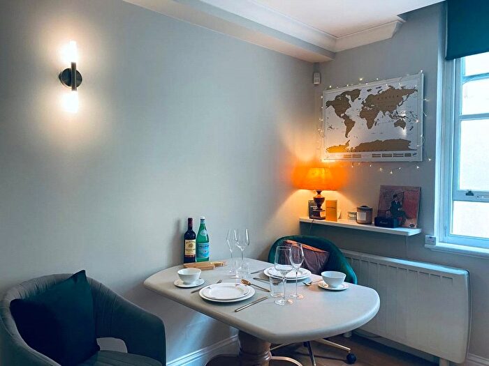 2 Bedroom Flat To Rent In John Adam Street, London, WC2N