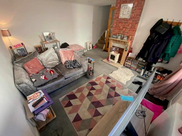 1 Bedroom Property To Rent In Hartley Court, Hoopers Barton, Frome, Somerset, BA11