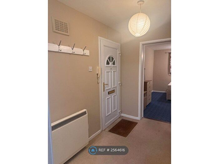 2 Bedroom Flat To Rent In Banks Walk, Bury St. Edmunds, IP33