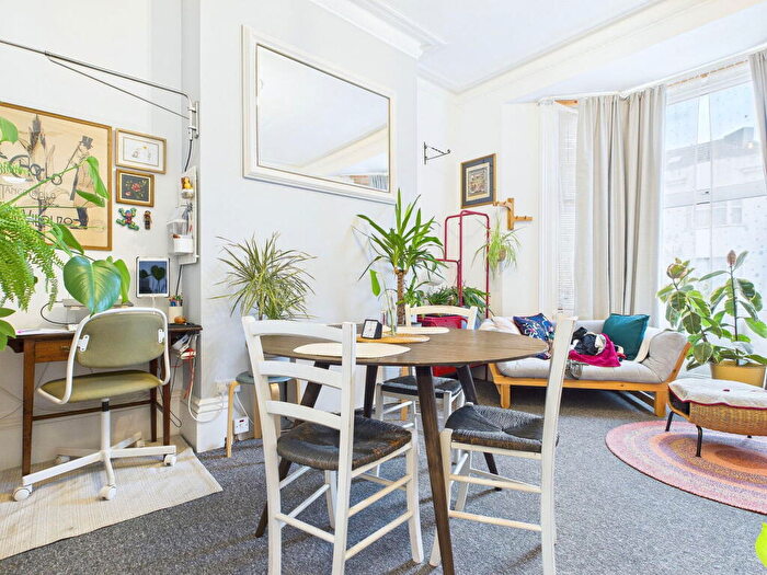 1 Bedroom Flat For Sale In Chatham Place, Brighton, BN1