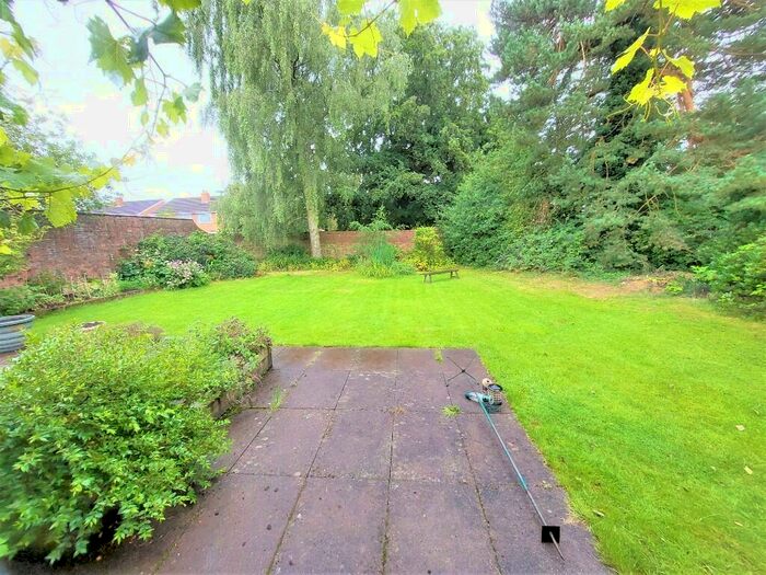 4 Bedroom Detached House To Rent In Rectory Road, Birmingham, B31