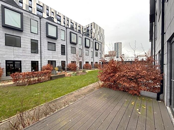 4 Bedroom Town House To Rent In Finders Quay Manchester, M4