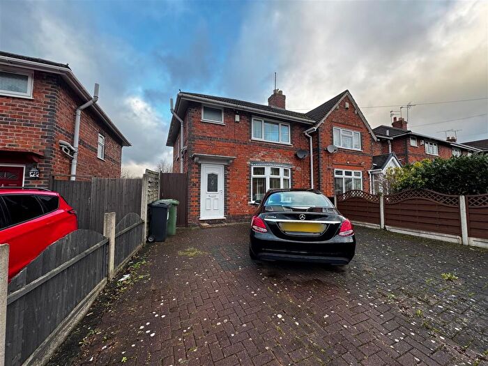 3 Bedroom Property To Rent In Alexandra Road, Walsall, WS1