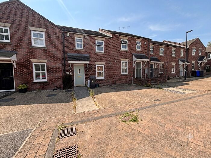 3 Bedroom Town House To Rent In New School Close, Sheffield, S20