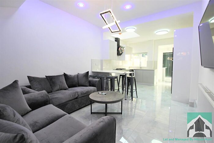 5 Bedroom Terraced House To Rent In Exeter Road, Birmingham, B29