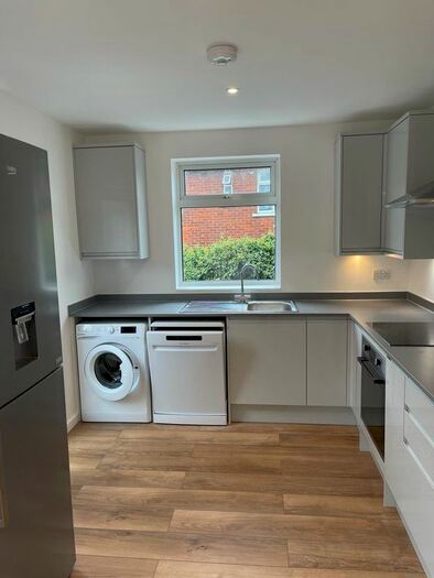 3 Bedroom Semi-Detached House To Rent In Trevithick Drive, Dartford, Kent, DA1