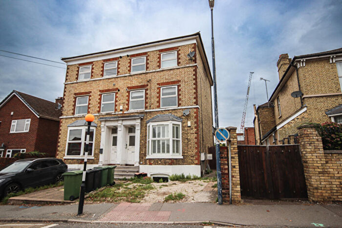 Flat To Rent In Boxley Road, Maidstone, Kent, ME14