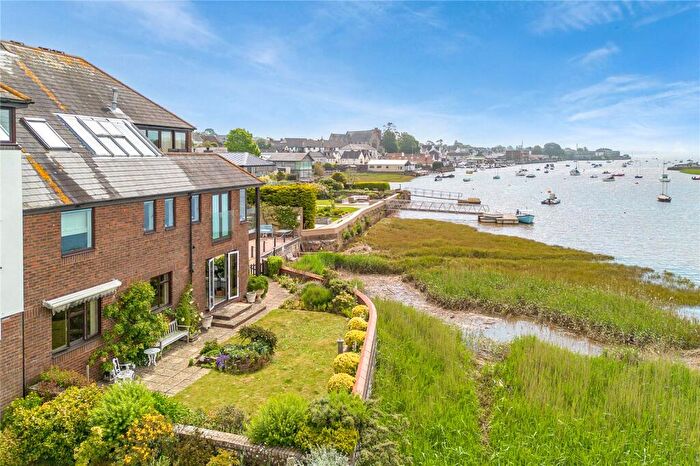 2 Bedroom Apartment For Sale In Halyards, Topsham, Exeter, Devon, EX3