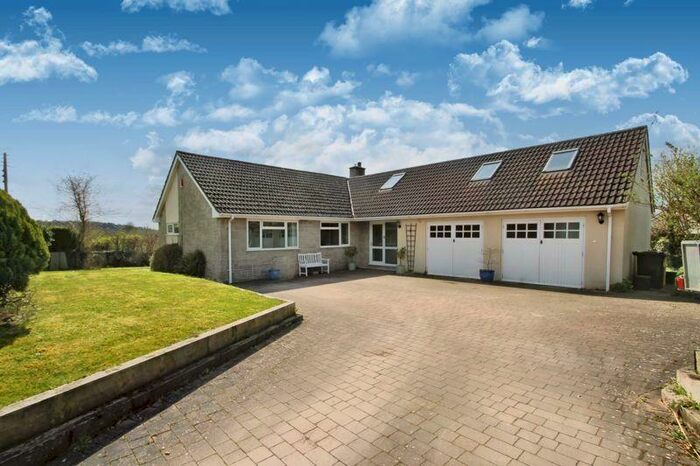 4 Bedroom Detached House For Sale In North Wootton, BA4