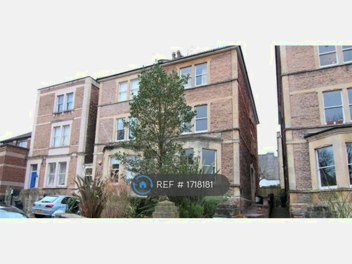 2 Bedroom Flat To Rent In Clifton Park Road, Bristol, BS8