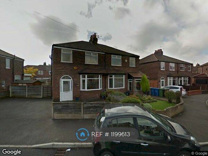 4 Bedroom Semi-Detached House To Rent In Lindsell Road, Altrincham, WA14