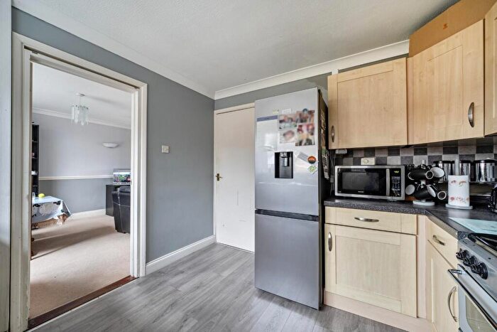 3 Bedroom Semi-Detached House For Sale In Field Way, Denmead, Hampshire, PO7