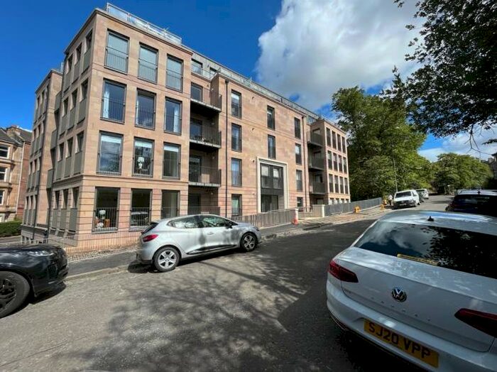 3 Bedroom Flat To Rent In Flat /. Wilton Street, G20