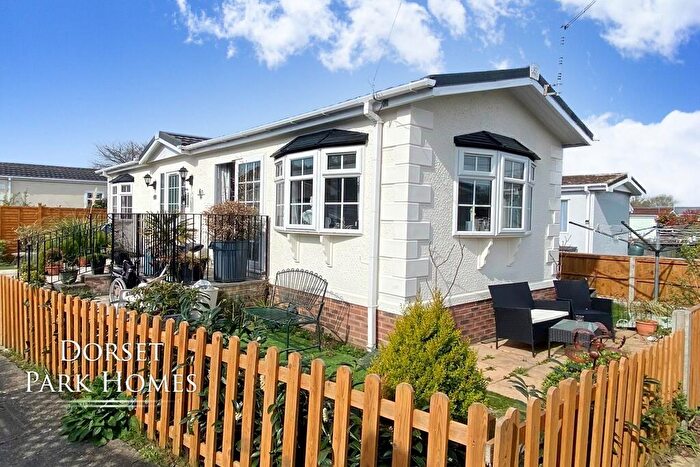 2 Bedroom Park Home For Sale In Iford Bridge Park, Old Bridge Road, Iford, Bournemouth, BH6