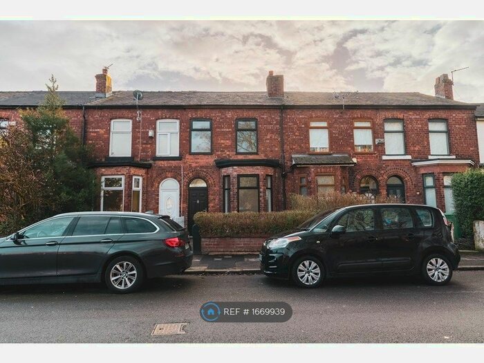 4 Bedroom Terraced House To Rent In Broom Avenue, Manchester, M19