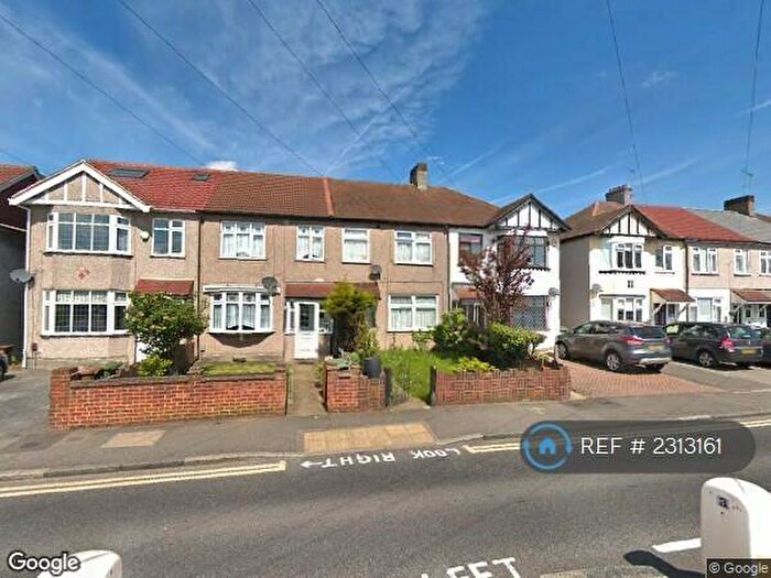 4 Bedroom Terraced House To Rent In Belmont Road, Erith, DA8