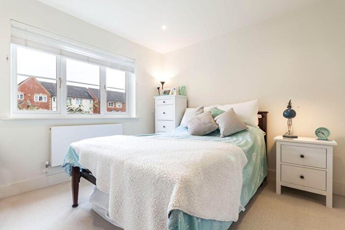 1 Bedroom Flat To Rent In Lily Court, Havelock Road, Wokingham, RG41
